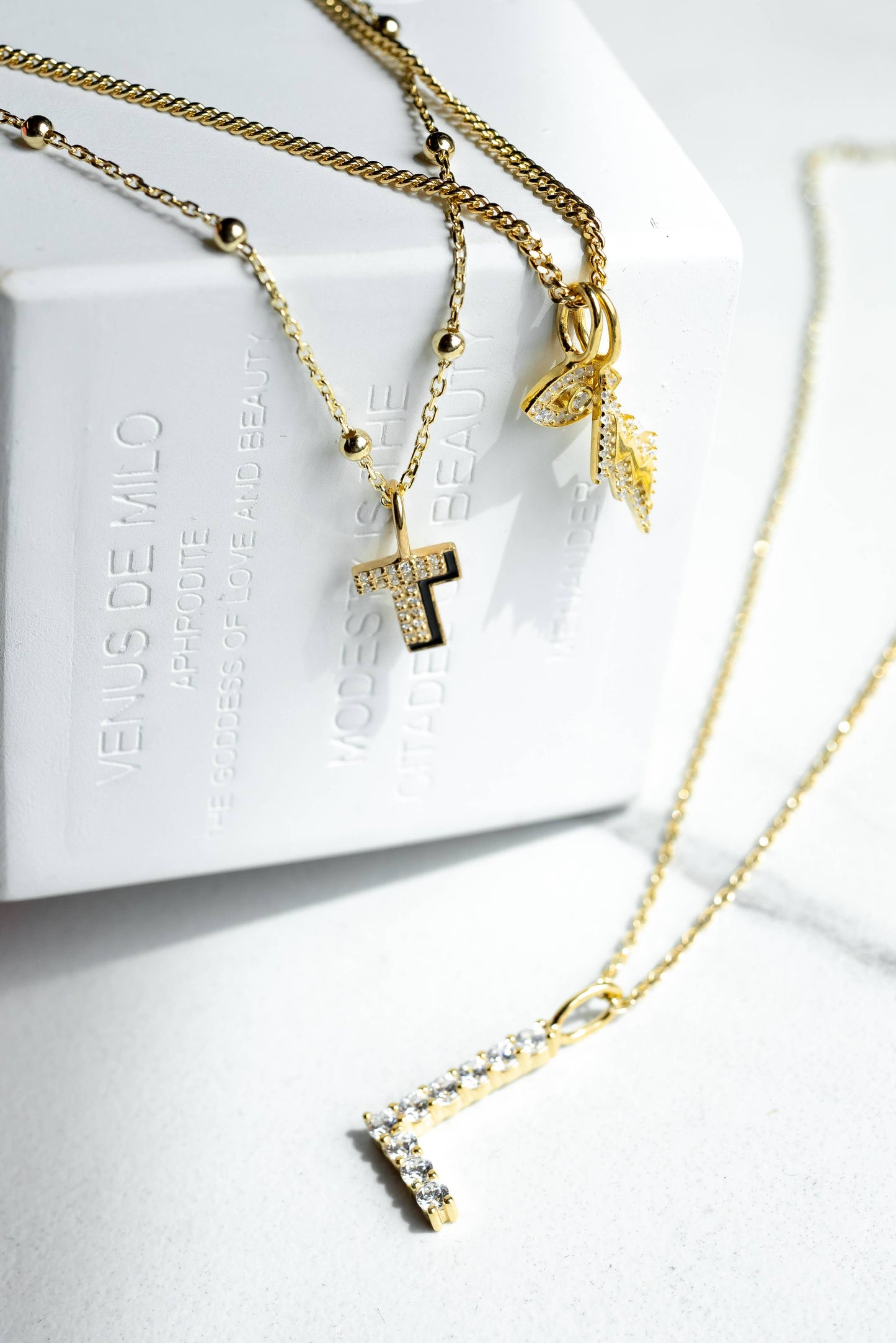 Skinny Cable Chain Necklace | Threader Charm Necklace : Gold / 16 Inches