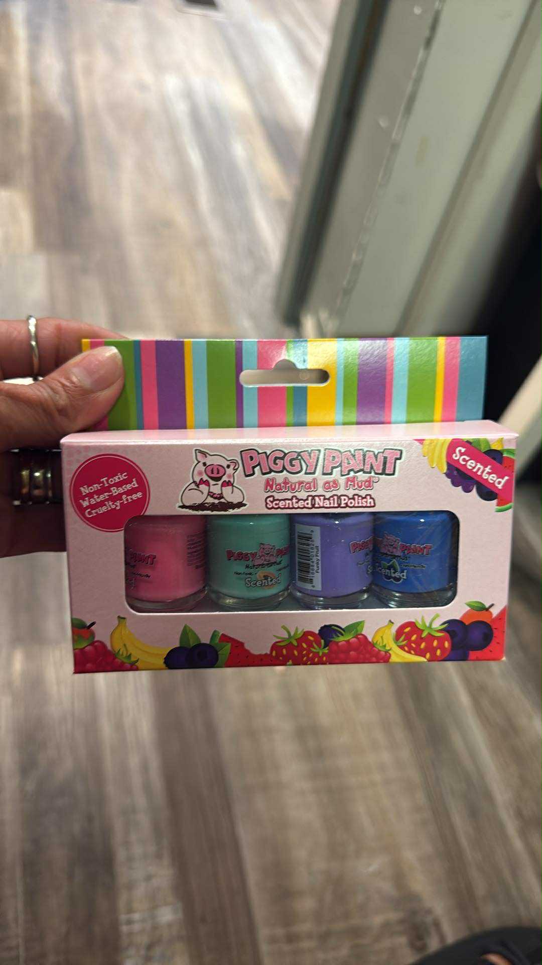 Piggy Paint Gift Set Non-Toxic Kids Nail Polish