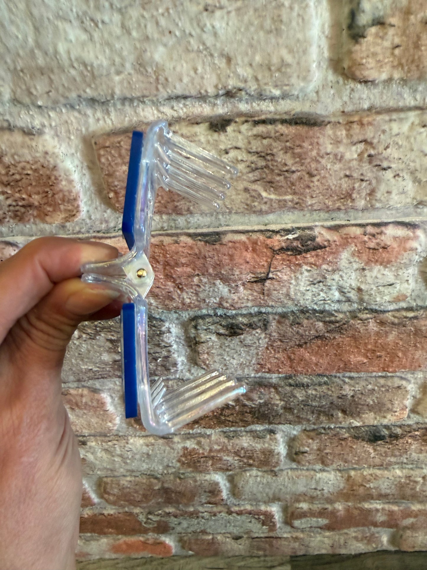 Bulldogs 2" Hair Clip