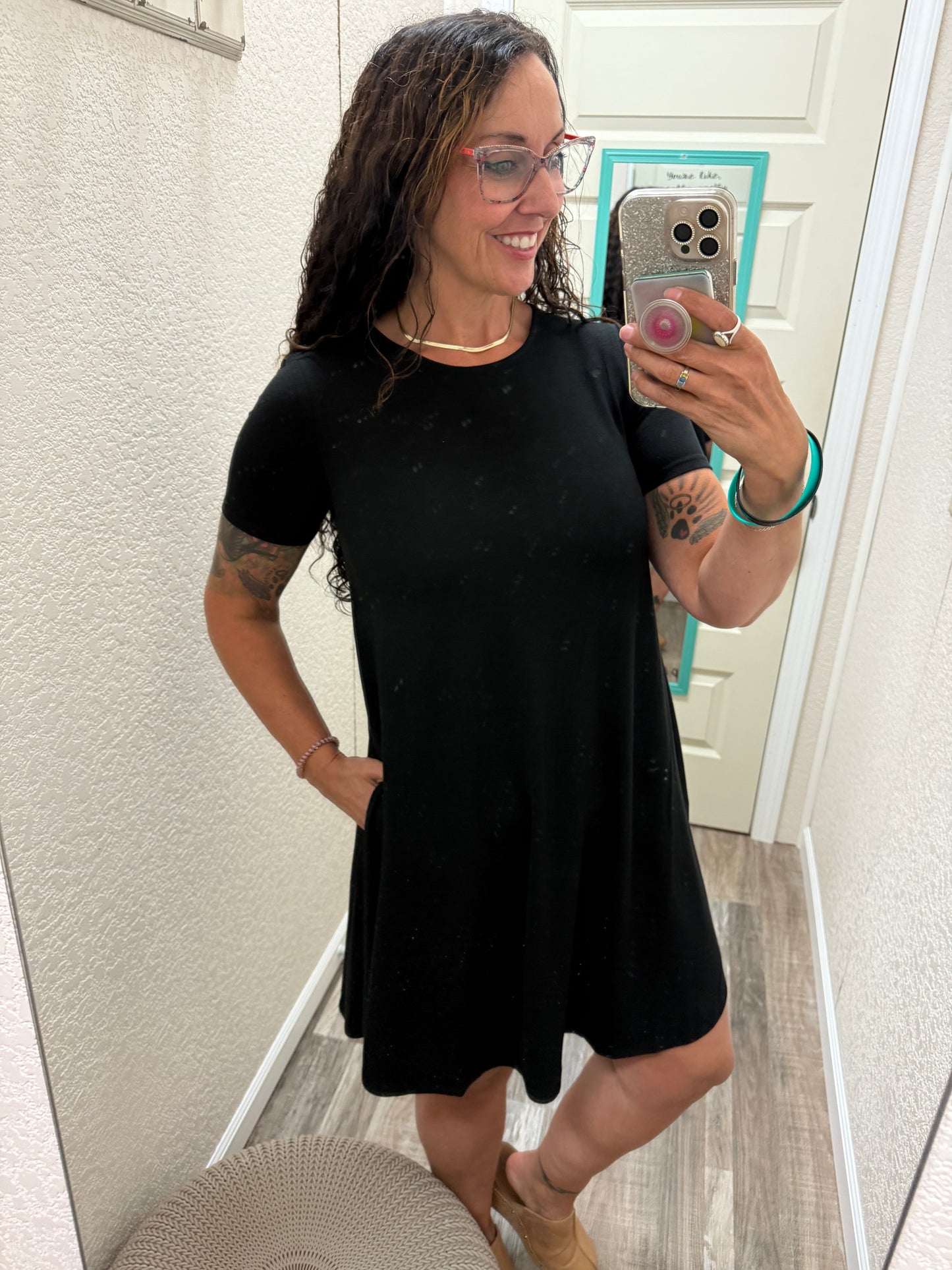 Liz Little Black Short Sleeve Dress With Pockets