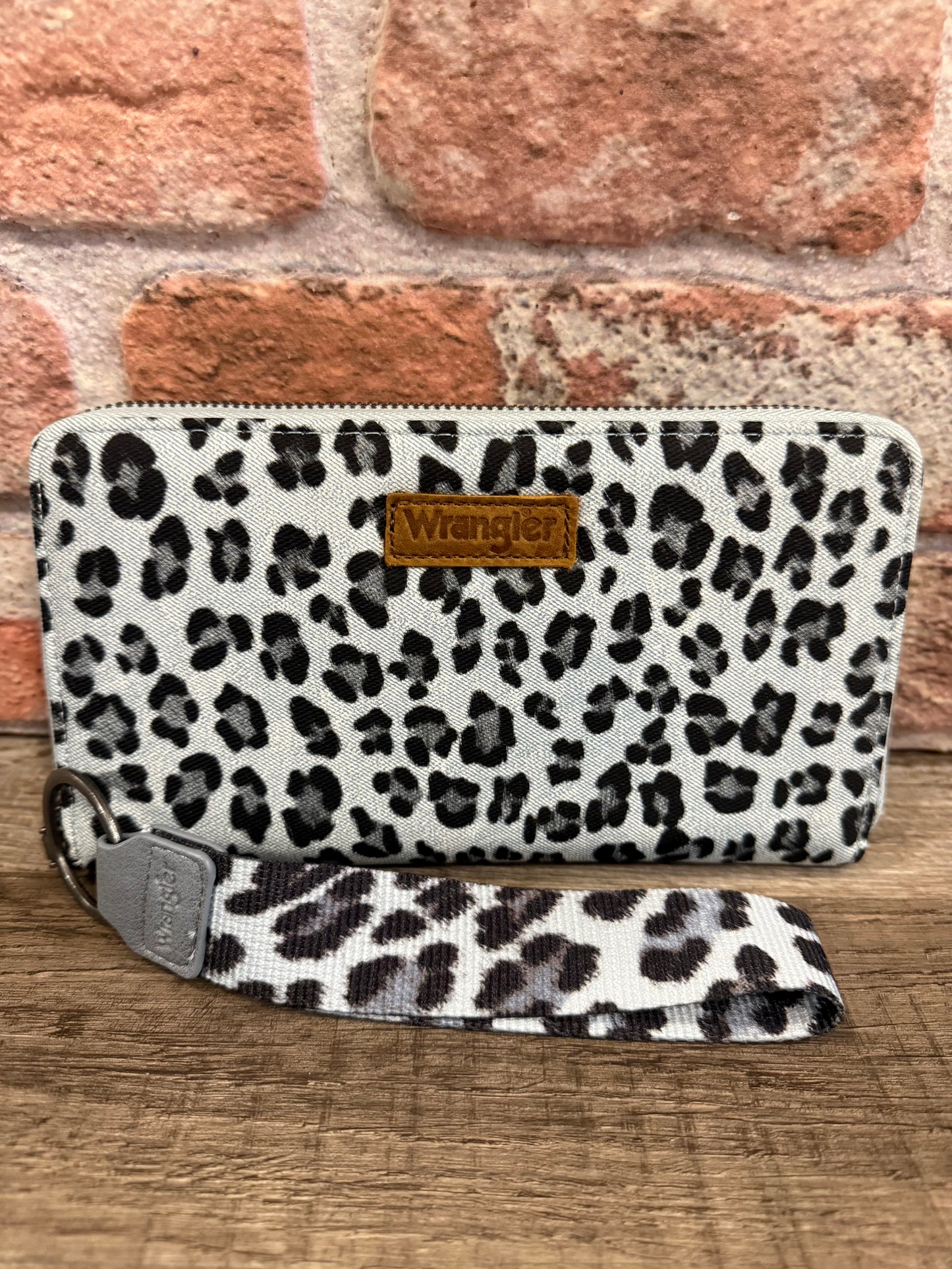 Wrangler Grey Leopard Print Wallet