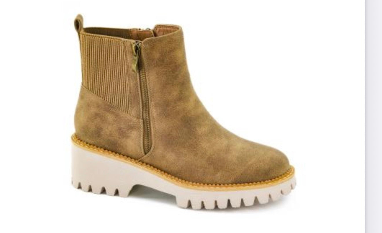 TAKE A HIKE - Boots - TAUPE - Corky’s
