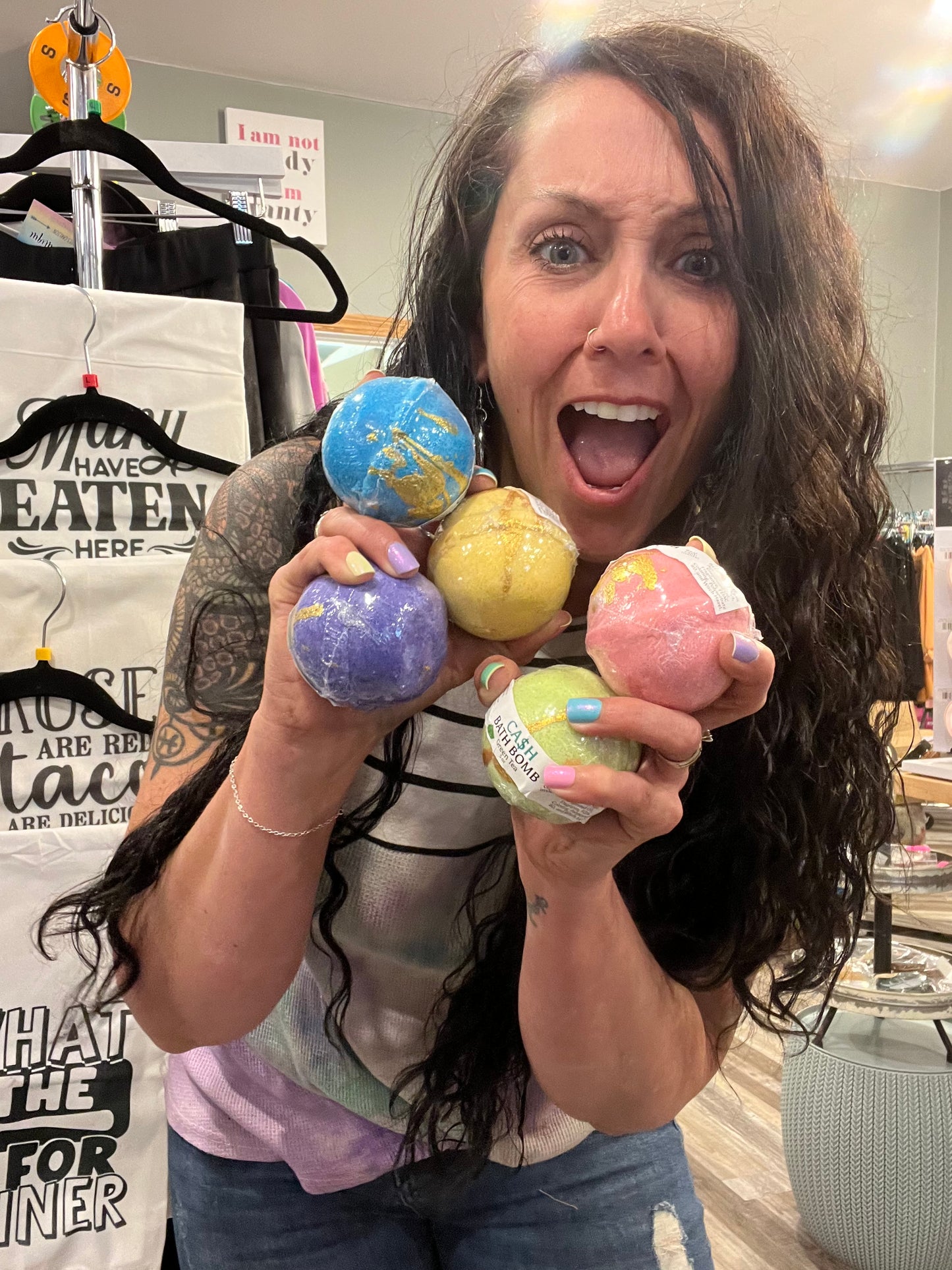 Christmas Cash Bath Bomb