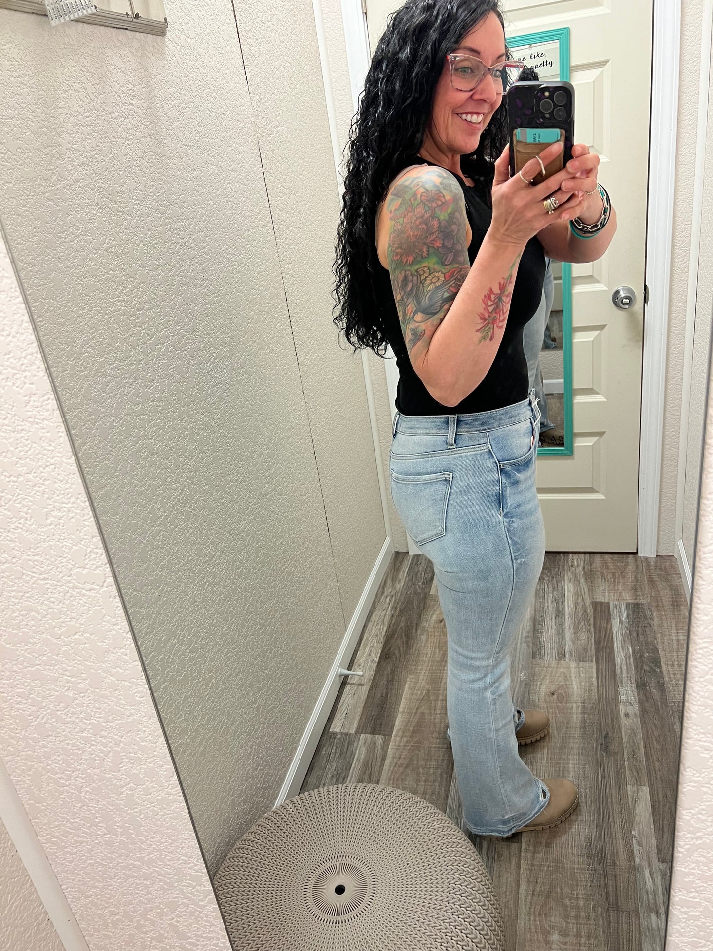 Blondie Bootcut Lovervet Distressed Hem Jeans