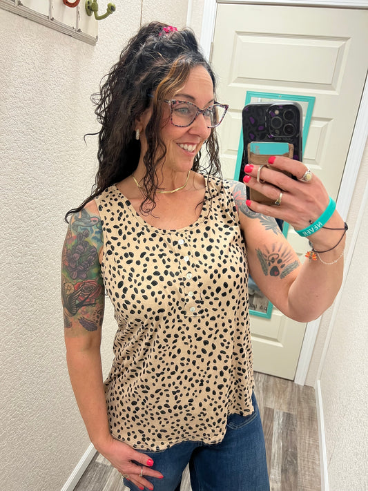 Izzabella Cheetah Tank Top