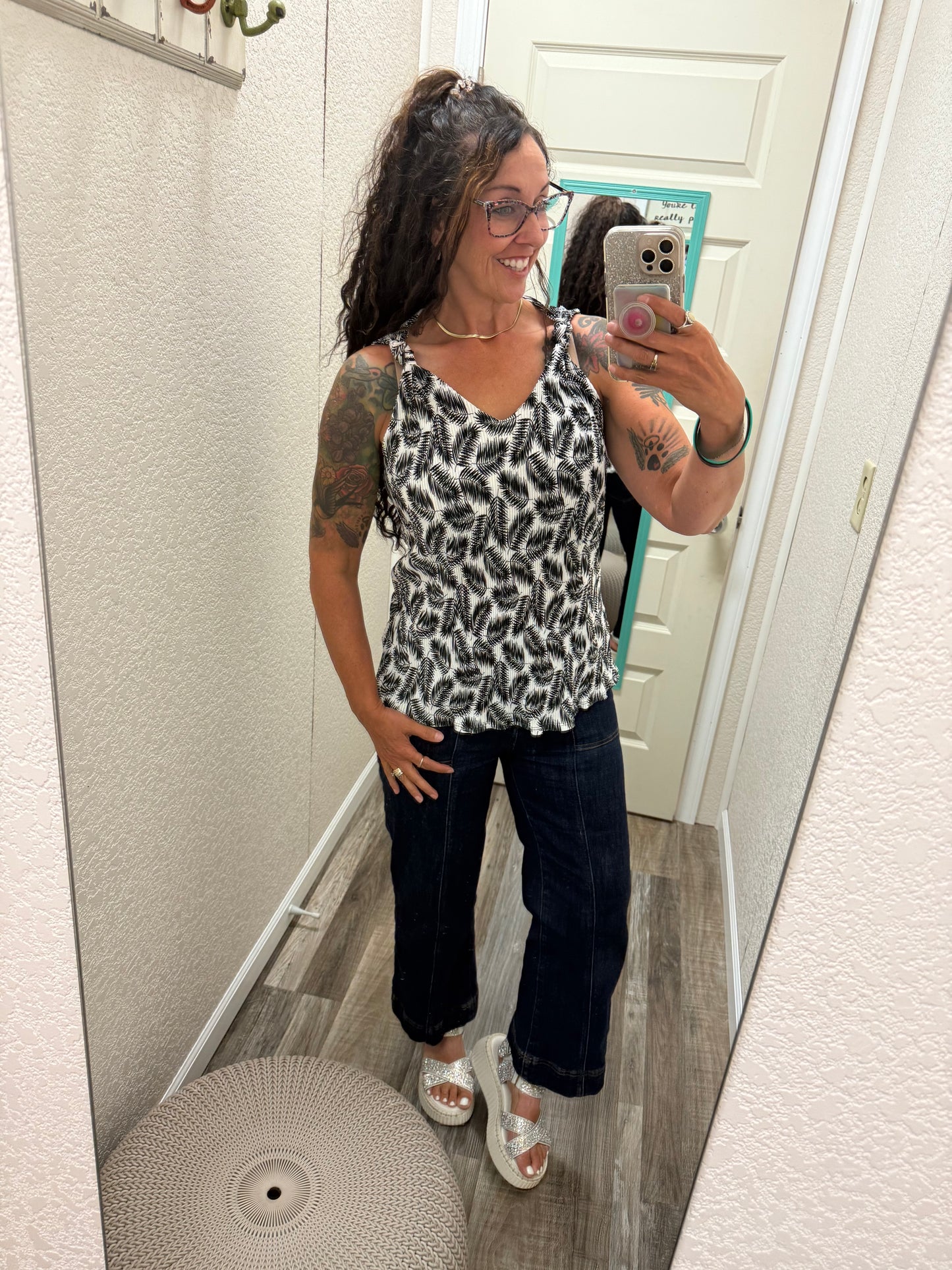 Hazen Pleated Leaf Tank Top