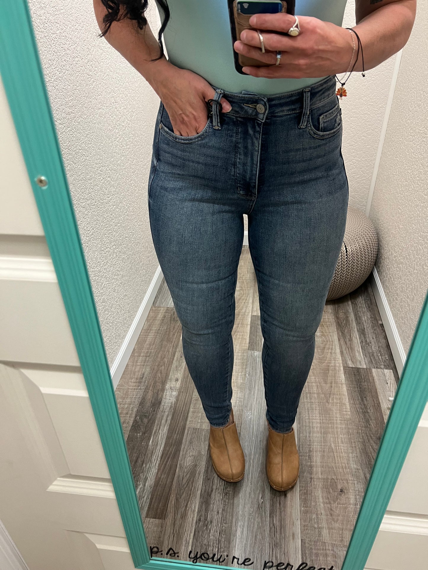 Allie - Judy Blue- HW Tummy Control Contrast Wash Skinny Jean