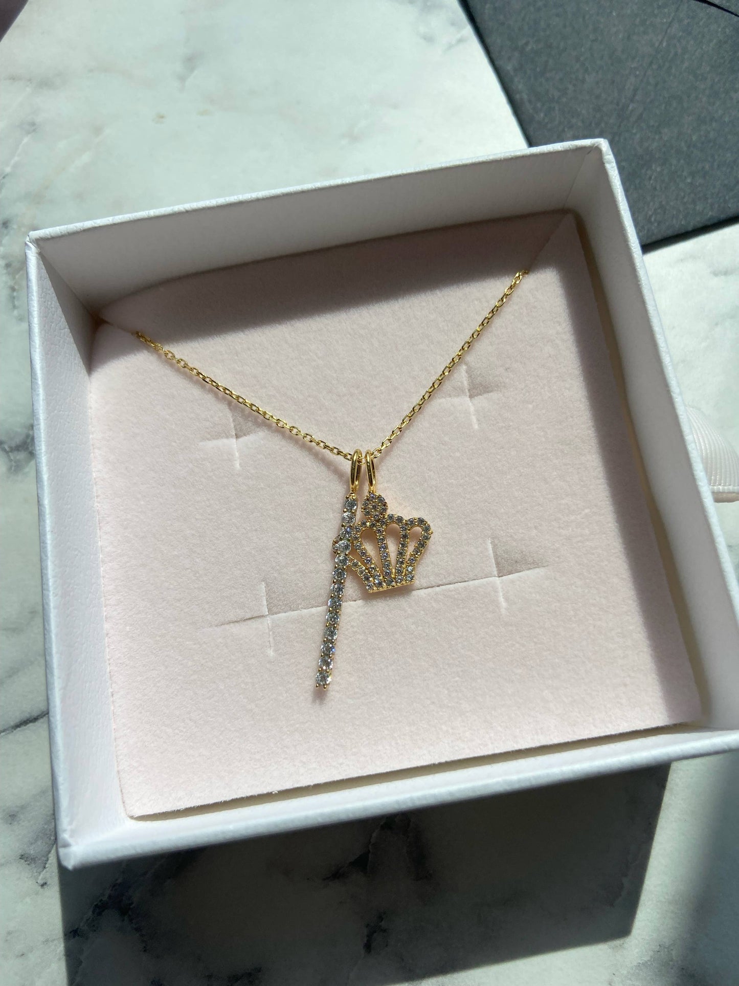 Skinny Cable Chain Necklace | Threader Charm Necklace : Gold / 16 Inches