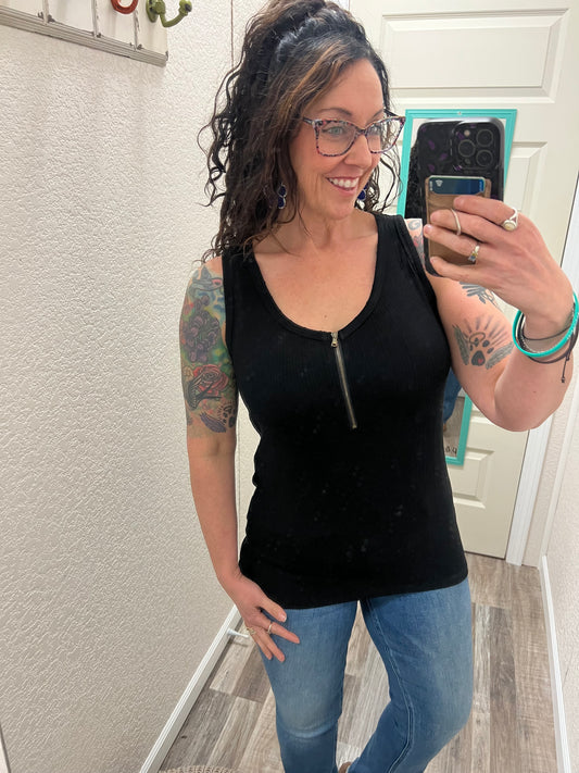 Mila Zipper Tank - Black