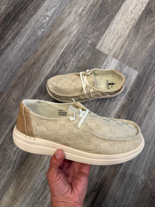 KAYAK 2 - Champagne Check By Corky’s