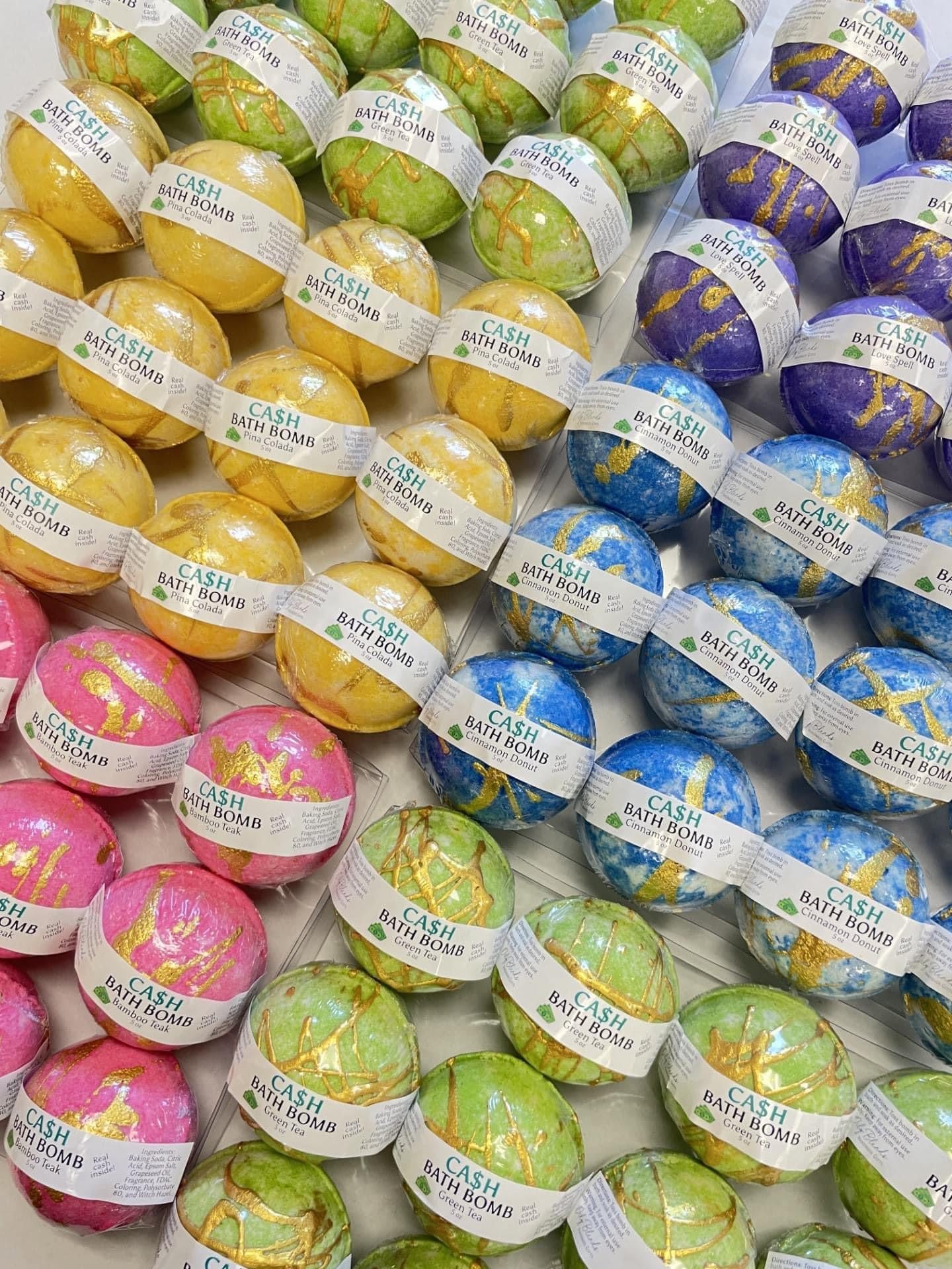 Christmas Cash Bath Bomb