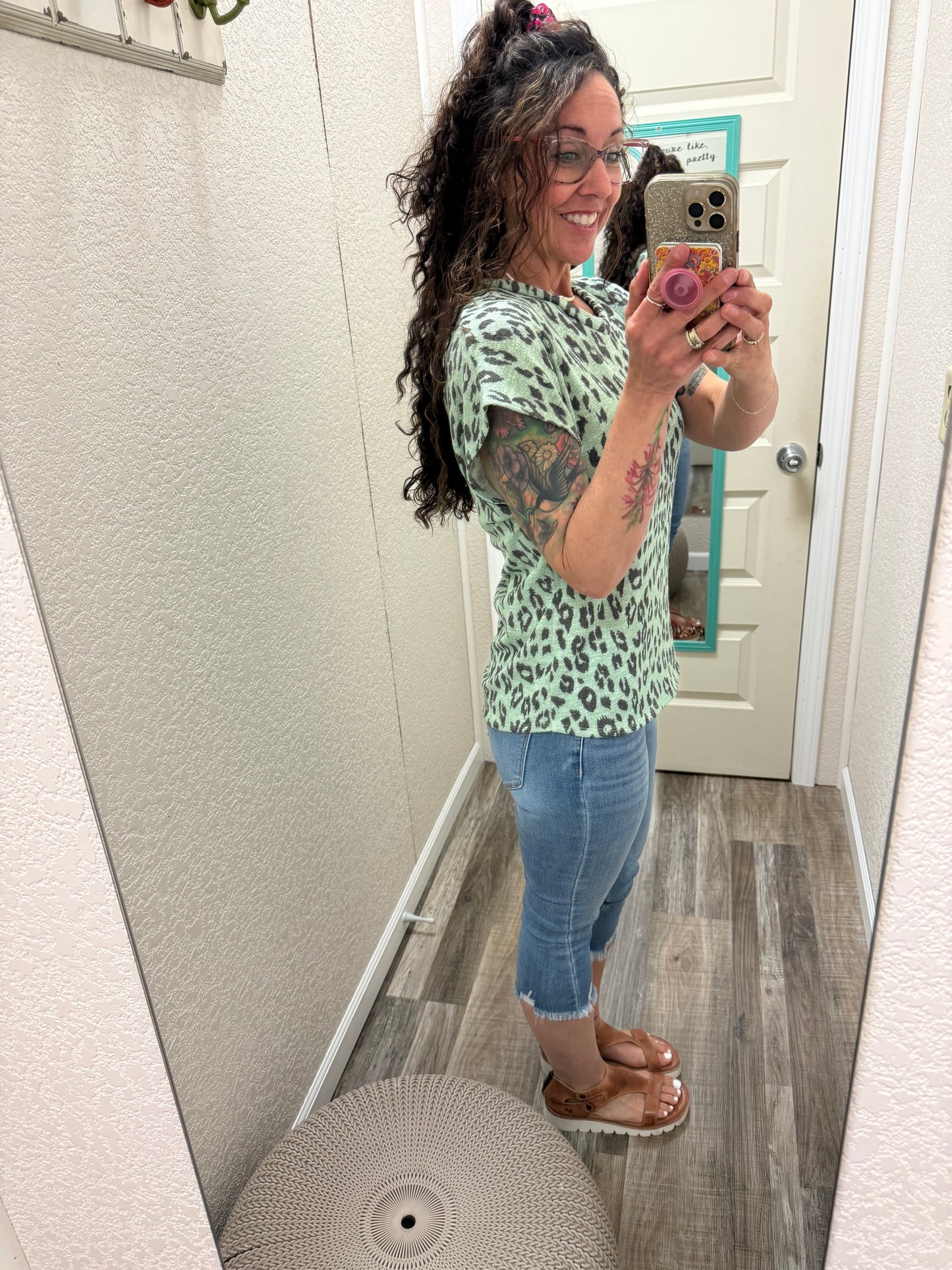 Mint Cheetah V-Neck Banded Cap Sleeve Top