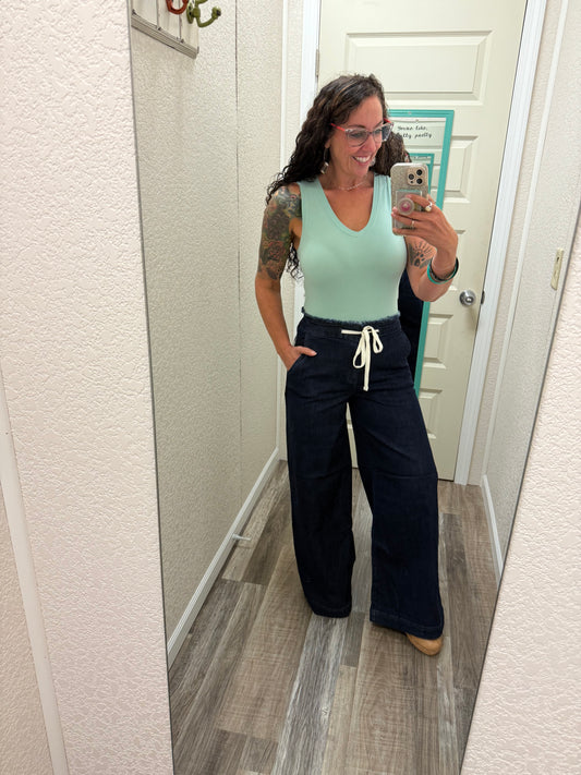 Jasmine Mid Rise Wide Leg Jeans