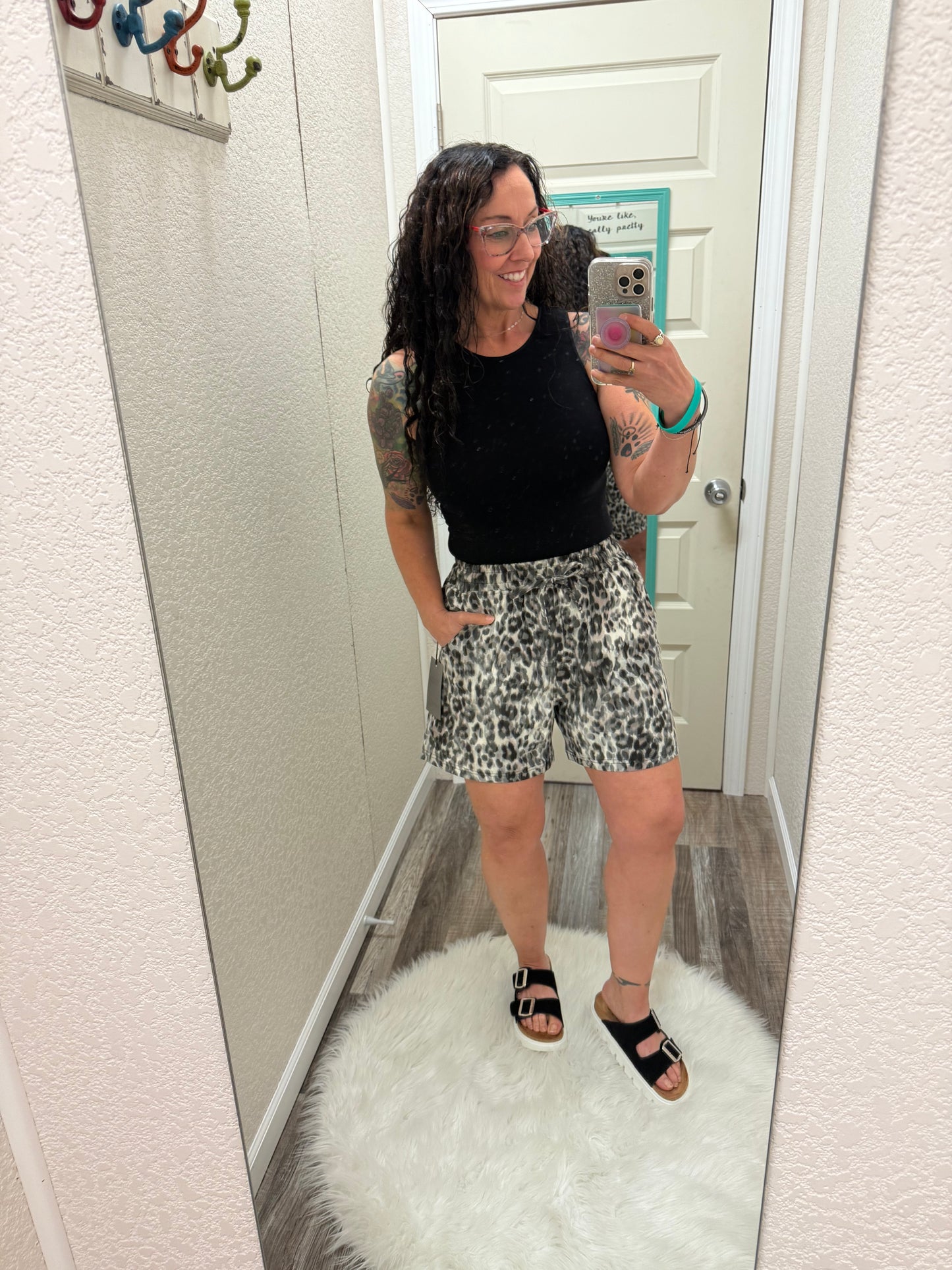 Melanie - Scoop Pocket Shorts