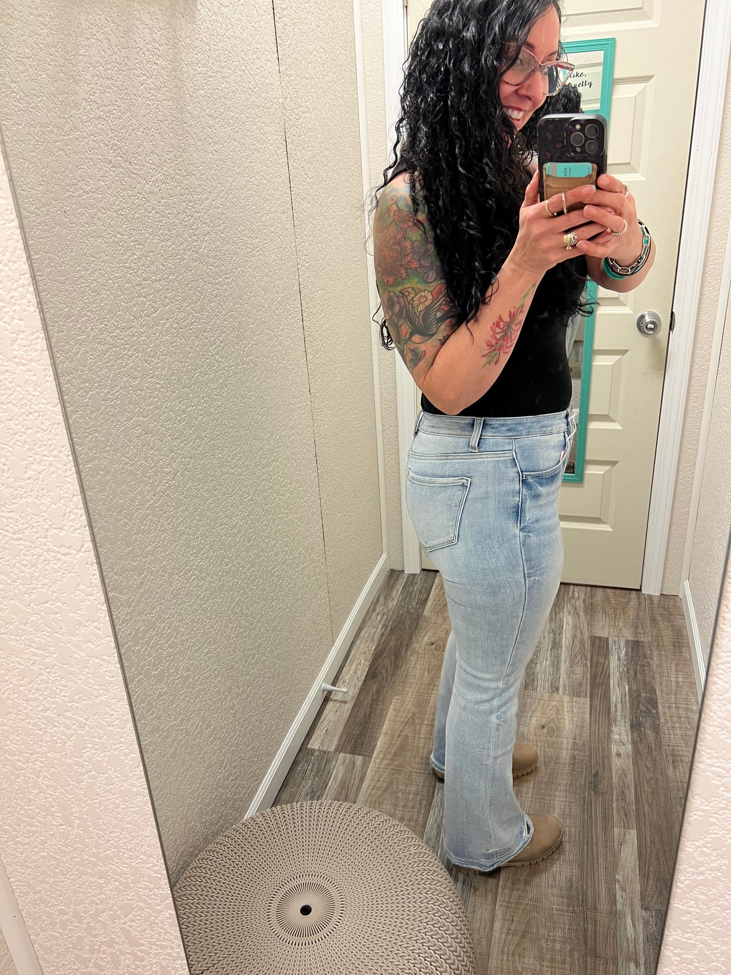 Blondie Bootcut Lovervet Distressed Hem Jeans