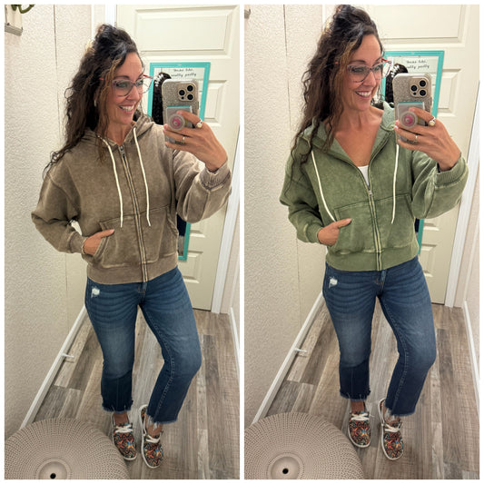 Larissa - cropped hoodie