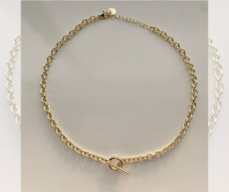 Gallery Charm Necklace: Silver