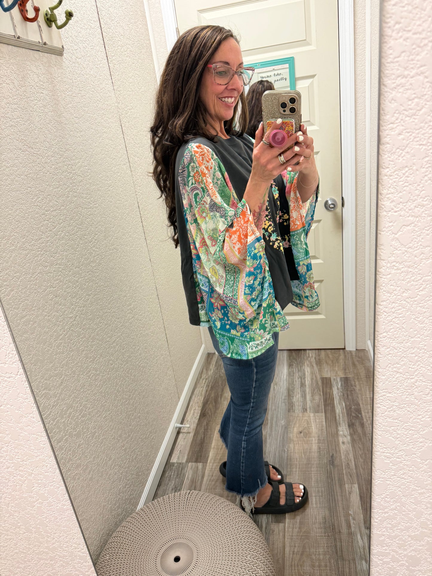 Floral Peace Boho Graphic Rustic Sheer Sleeves Kaftan Top: BLACK