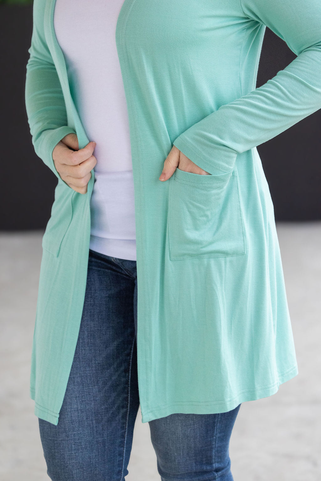 IN STOCK Classic Cardigan - Mint