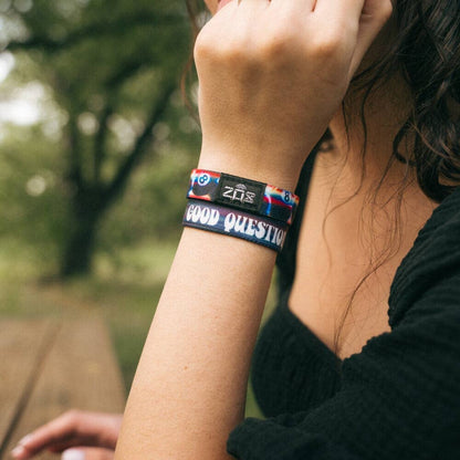 Good Question Interactive Bracelet