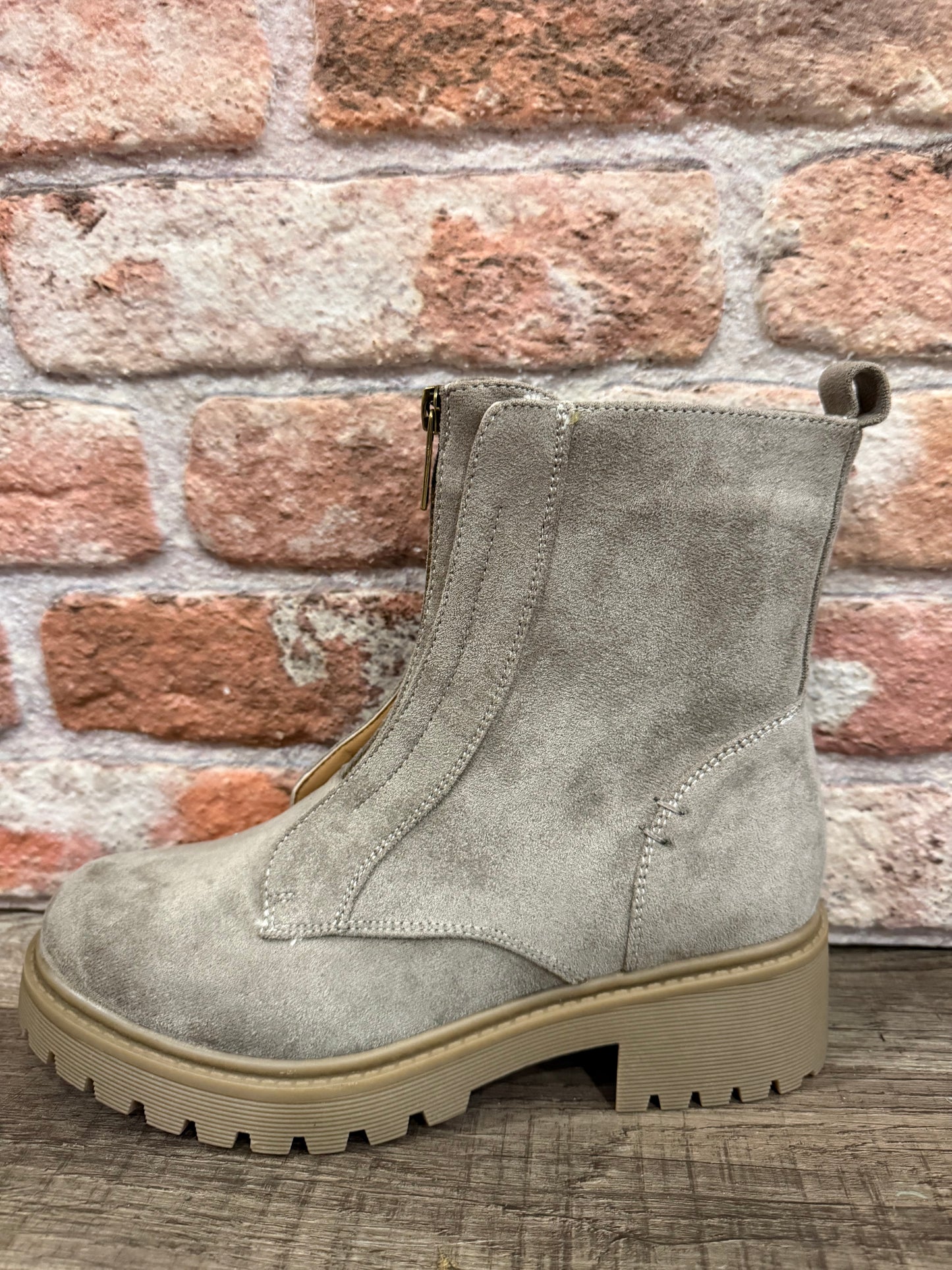 Unzip Me - Boots - Grey - Corky’s