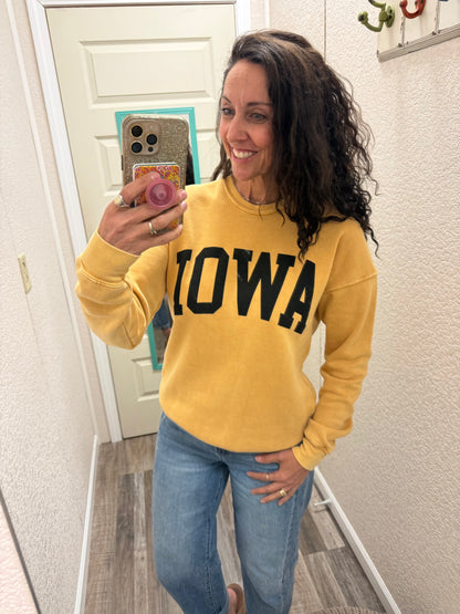 IOWA MINERAL SWEATSHIRTS: Mineral Mustard
