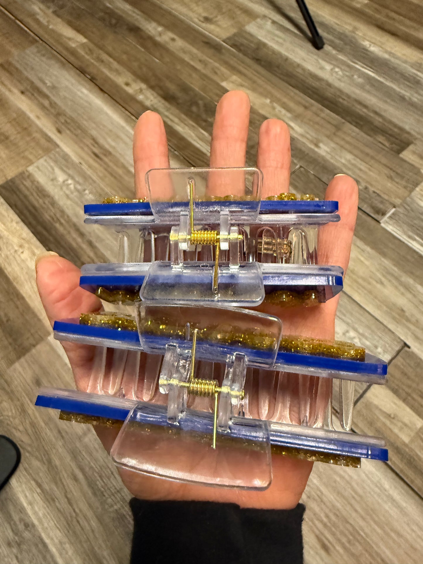 Bulldog Large Hair Claw Clips