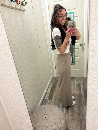 Stacie Scrumptious Joggers