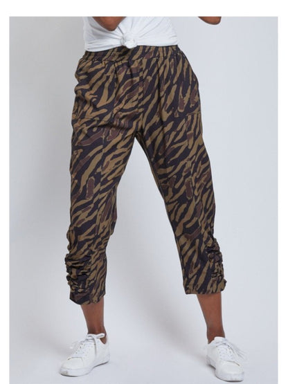 Swishie Swooshie Capris With Side Ruching