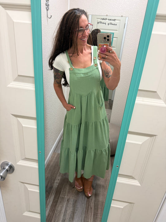Kierra Button Sling Tiered Midi Dress: Pear Green