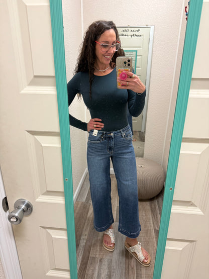 LuElla Wide Crop Vintage Pkts Mid Rise Judy Blue