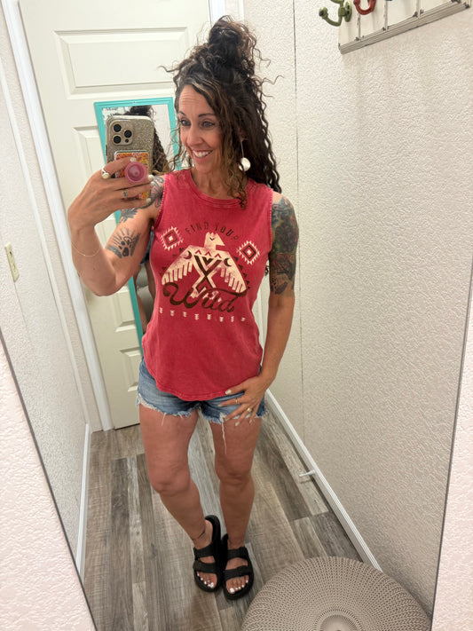 FIND YOUR WILD MINERAL GRAPHIC TANK TOP: MINERAL SCARLETTE RED
