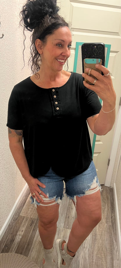 Kaylee - Black- button front top