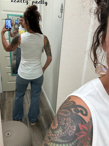 IOWA MINERAL GRAPHIC TANK TOP: White