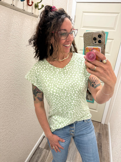 Vienna V-Neck Cap Sleeve