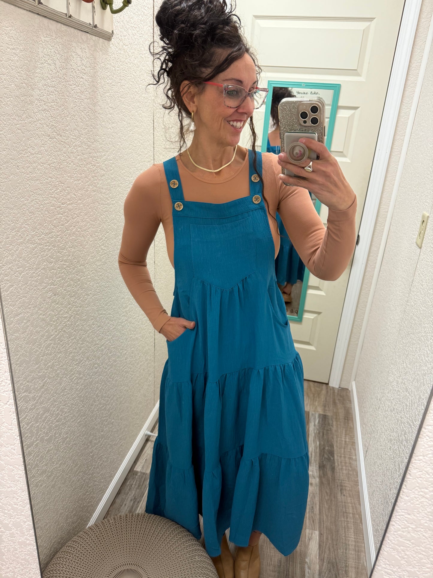 Kierra - Tiered Button Sling Midi Dress