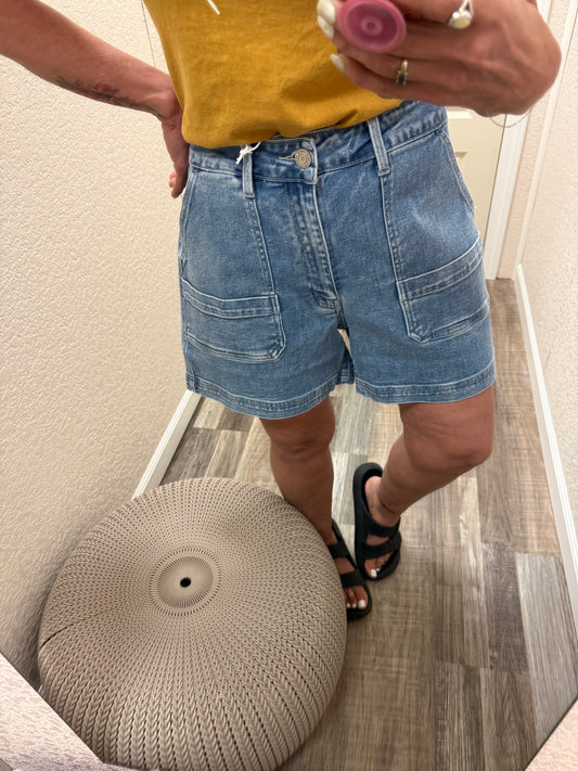 Flair Super High Rise Utility Pocket Vervet Shorts
