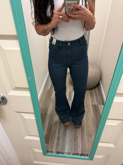 Lacy - Judy Blue Glitter Jeans