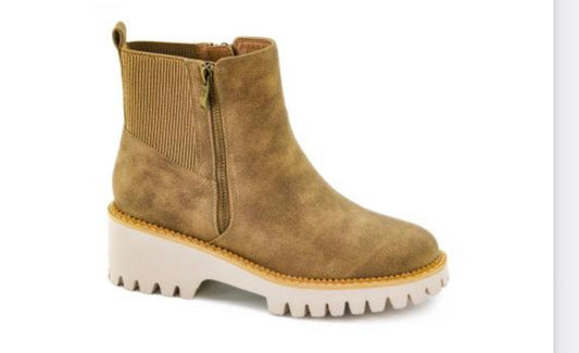 TAKE A HIKE - Boots - TAUPE - Corky’s