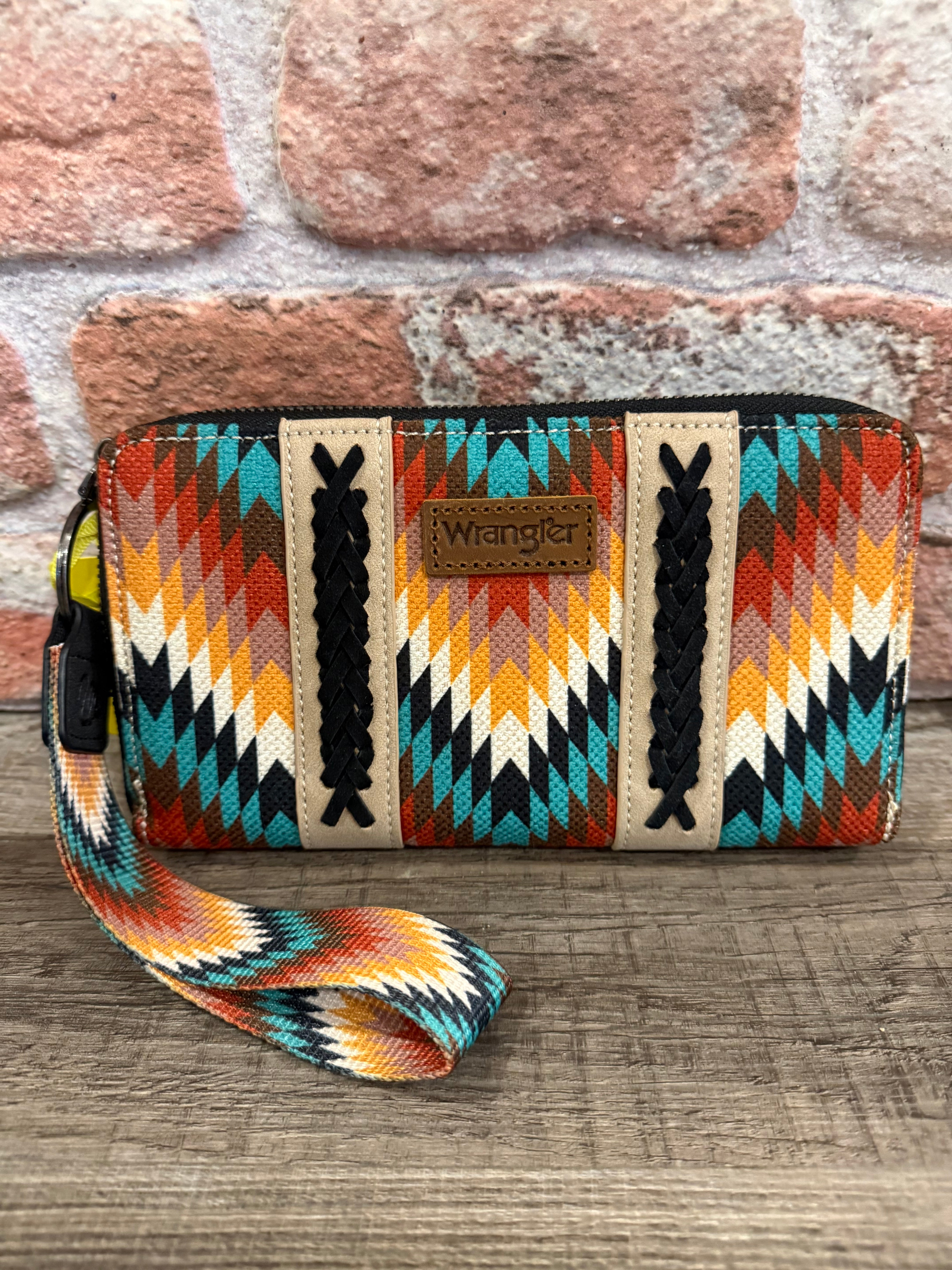 Wrangler Aztec Print Wallet – Free Spirit Boutique
