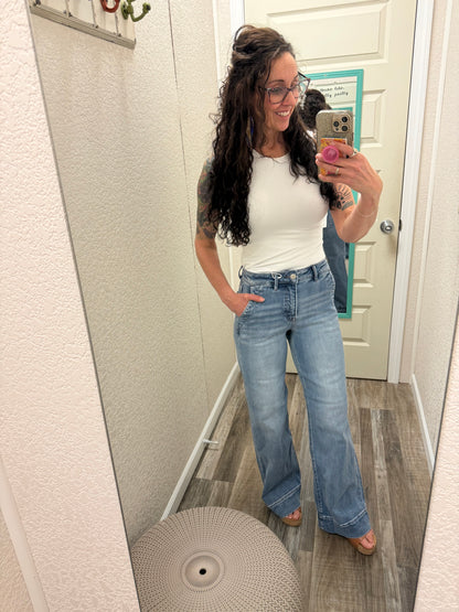 Darla Hi Rise Tummy Control Wide Flare With Wide Hem Risen Jeans