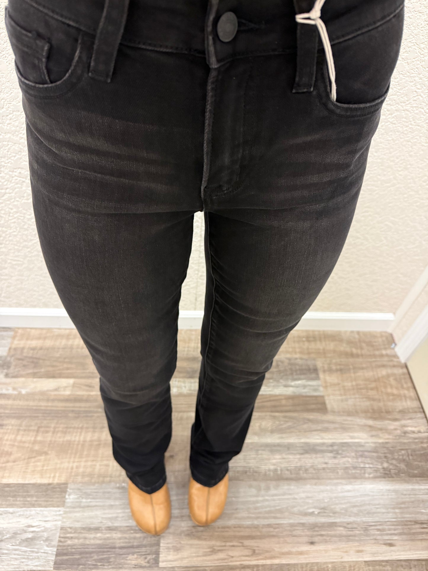 Back In Black Bootcut High Rise Lovervet Jeans