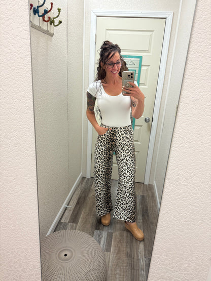 Annie Snow Leopard Barrel Leg Jeans