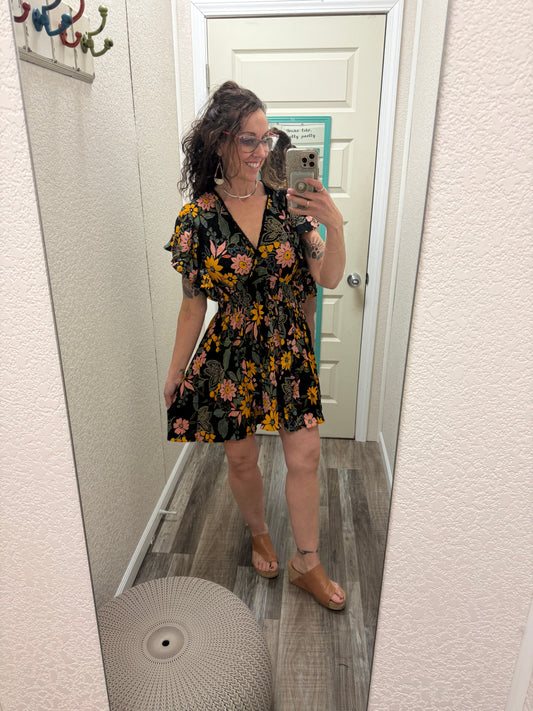 Victoria V NECK RUFFLE SLEEVES FLORAL PRINT ELASTIC WAIST