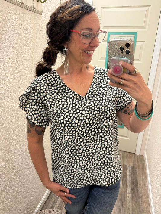 Tammy Tulip Sleeve Short Sleeve Top