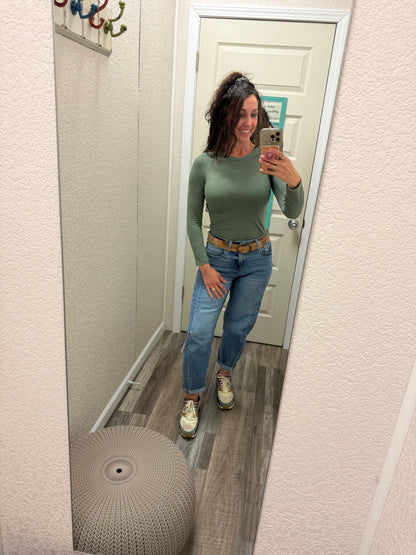One Size Second Skin Seamless Round Neck Long Sleeve Top