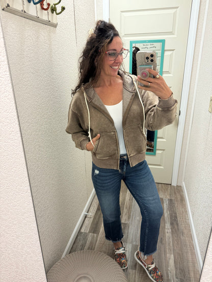 Larissa - cropped hoodie