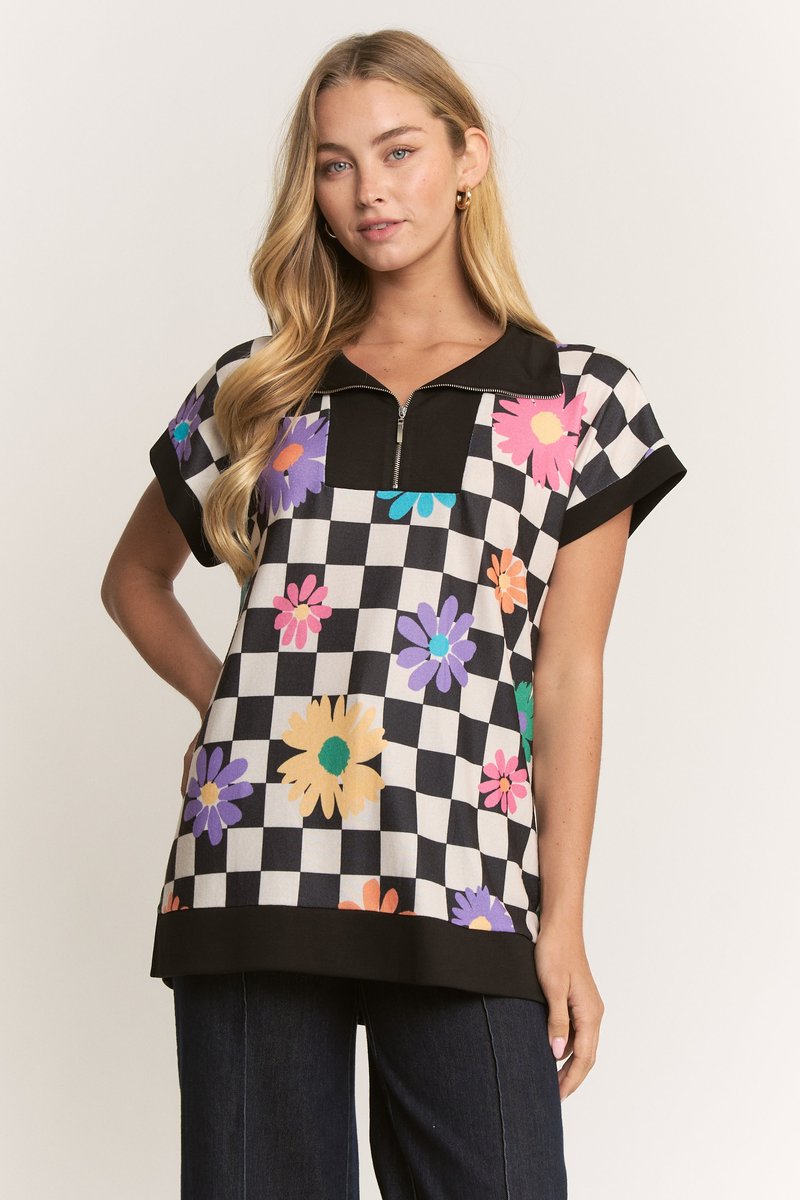 Check it Out Short Sleeve Top