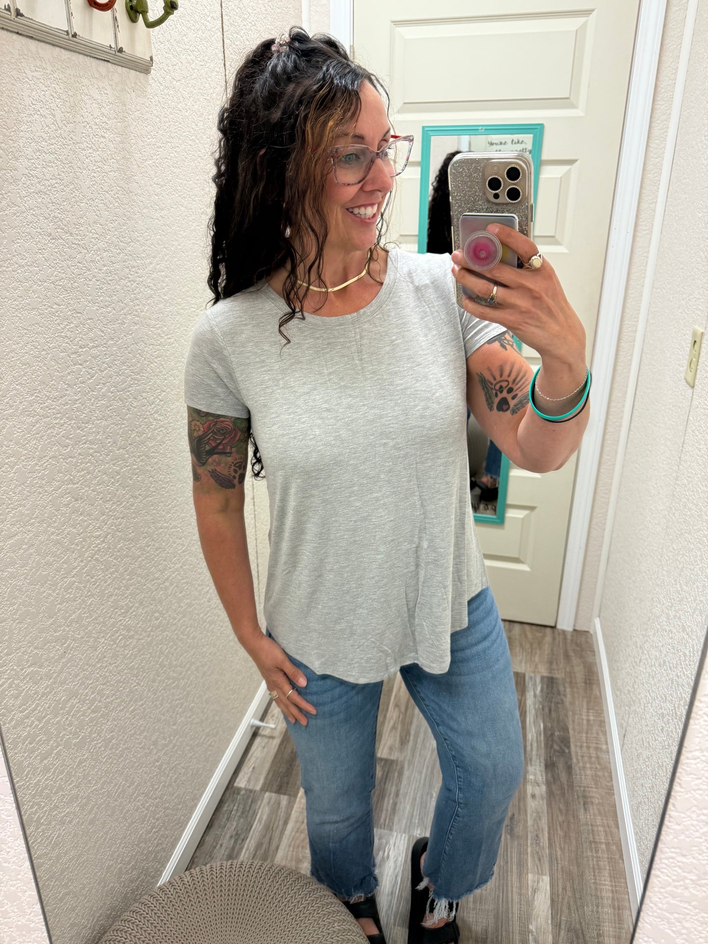 Amber - The Bestie Tee