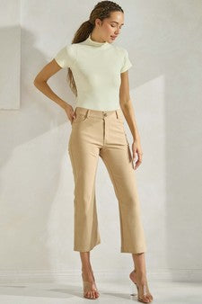 The Classic Straight Leg Crop Capri Pants